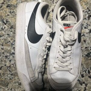 Nike blazer low top- size 8.5